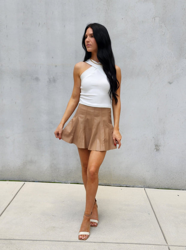 Wesley Pocketed Faux Leather Shorts – Calia Rose Boutique